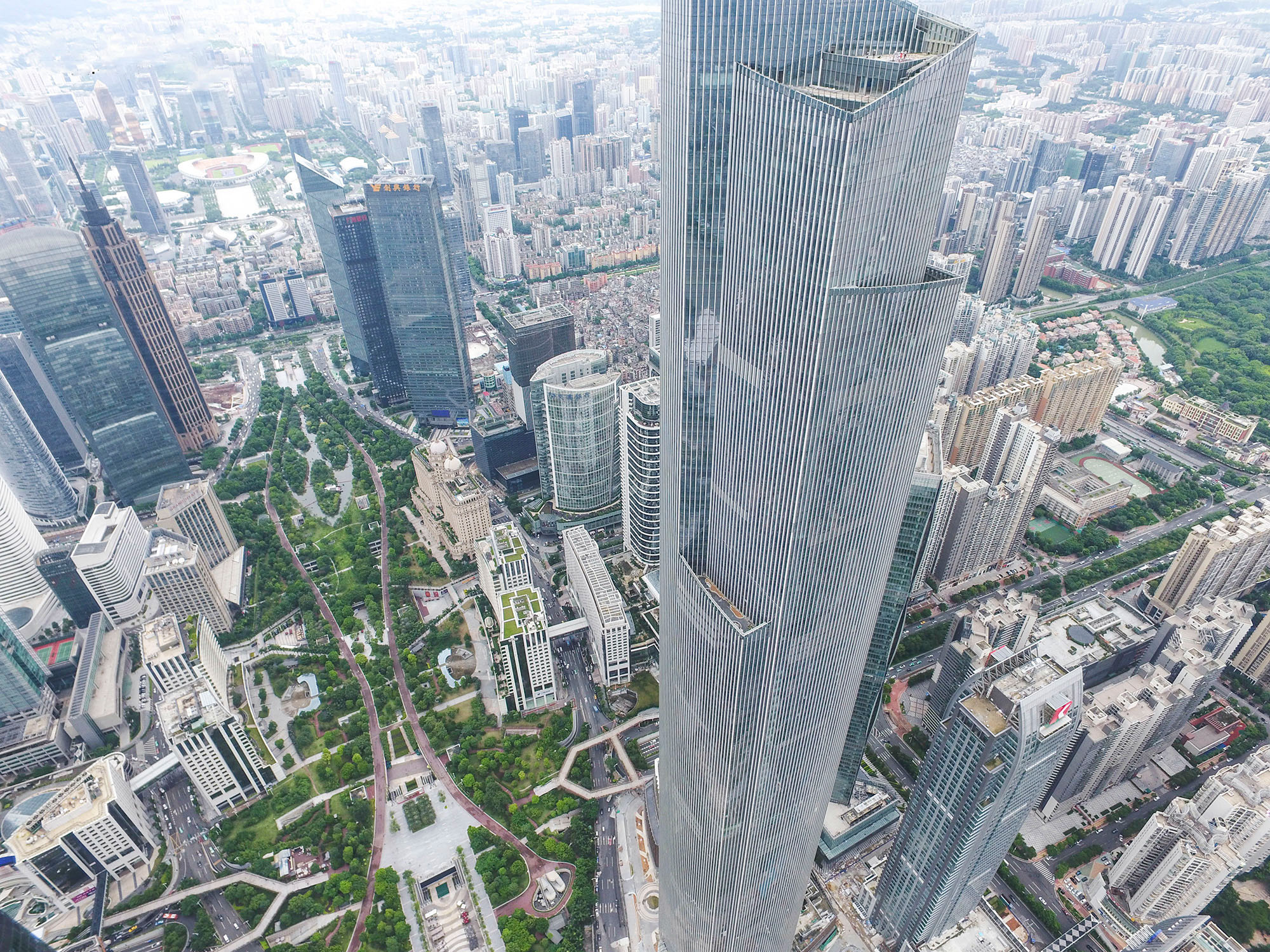 廣州周大福金(jīn)融(róng)中心 Guangzhou CTF Finance Centre 廣州(zhōu)周(zhōu)大福金融中心 Guangzhou CTF Finance Centre